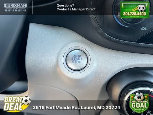 Used 2025 Hyundai Venue SEL FWD image 22