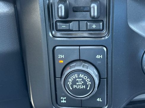 New 2026 Ford F250 Lariat w/ Tremor Off-Road Package AWD/4WD image 36