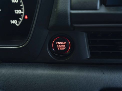 Used 2024 Honda Pilot TrailSport image 27