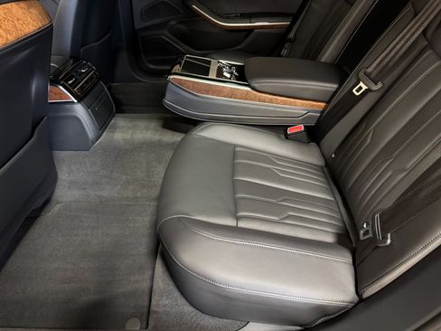 Used 2023 Audi A8 L 3.0T w/ Luxury Package image 29