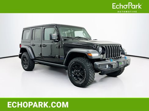 Used 2023 Jeep Wrangler Unlimited w/ Cold Weather Group AWD/4WD image 1