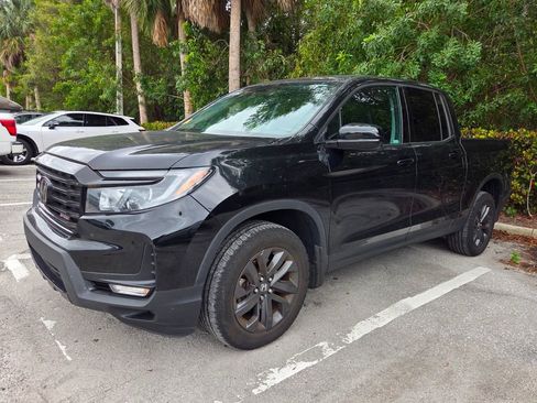 Used 2023 Honda Ridgeline Sport image 3