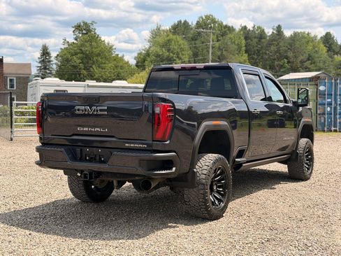 Used 2024 GMC Sierra 2500 Denali Ultimate AWD/4WD image 5