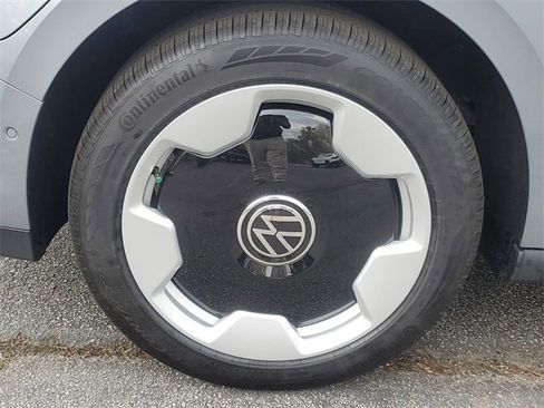 New 2025 Volkswagen ID. Buzz Pro S image 8