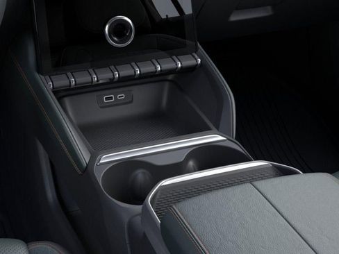 New 2026 GMC Terrain AT4 w/ LPO, Black Badging Package AWD/4WD image 23