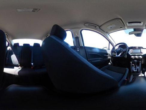 Used 2025 Nissan Versa SV FWD image 42