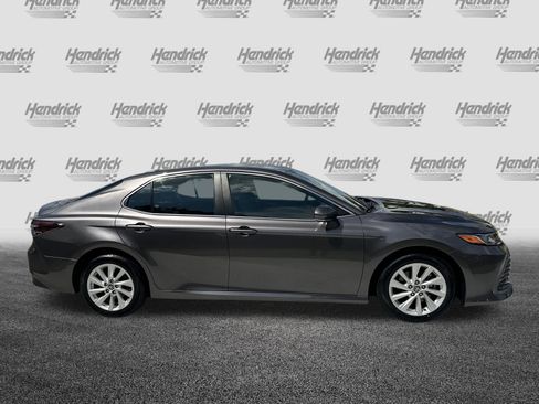 Certified 2022 Toyota Camry LE AWD/4WD image 11