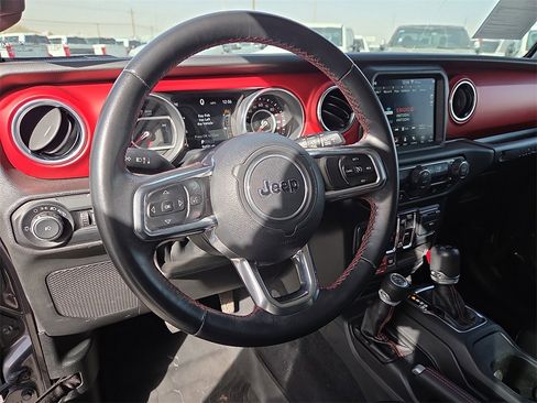 Used 2018 Jeep Wrangler Unlimited Rubicon image 23