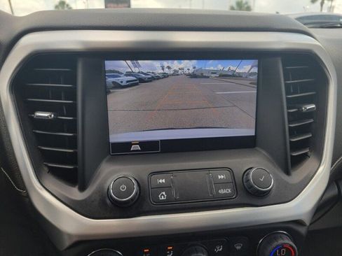 Used 2022 GMC Acadia SLE w/ Driver Convenience Package FWD image 22