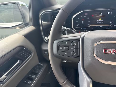 Used 2025 GMC Sierra 1500 SLT w/ SLT Premium Plus Package AWD/4WD image 16