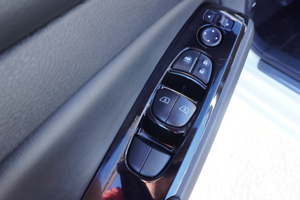 Certified 2025 Nissan Altima 2.5 SL FWD image 16