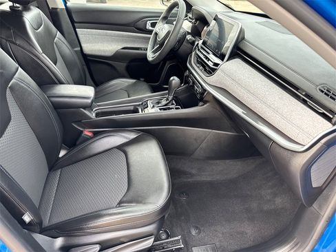 Used 2022 Jeep Compass Latitude image 16