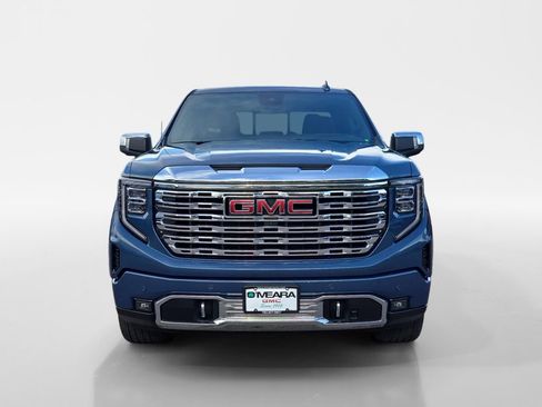 Used 2024 GMC Sierra 1500 Denali w/ Denali Reserve Package AWD/4WD image 10