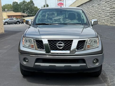 Used 2017 Nissan Frontier SL AWD/4WD image 4