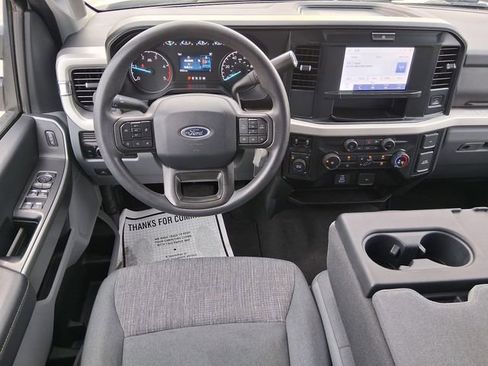 Used 2025 Ford F250 XLT AWD/4WD image 8