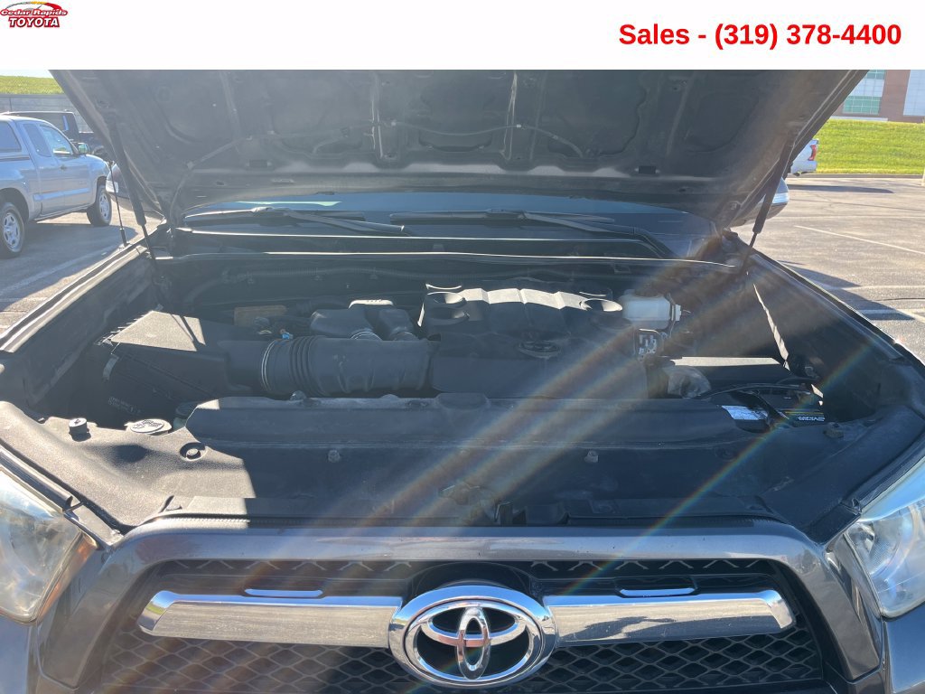 Used 2011 Toyota 4Runner SR5 AWD/4WD image 23