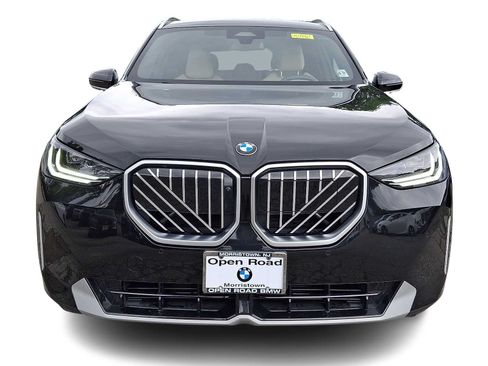 Used 2026 BMW X3 xDrive30i w/ Premium Package AWD/4WD image 2