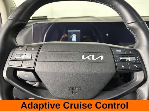 Used 2026 Kia Sportage EX w/ EX Panorama Roof Package FWD image 17