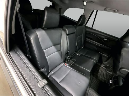 Used 2021 Honda Pilot Special Edition image 19