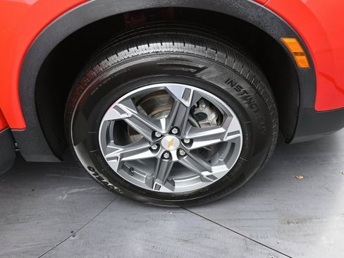 Used 2023 Chevrolet Blazer LT image 40