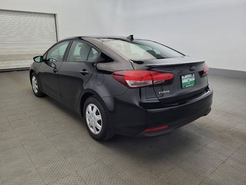 Used 2017 Kia Forte LX FWD image 5