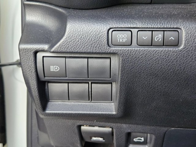 Used 2023 Lexus IS 300 w/ Comfort Package RWD image 14