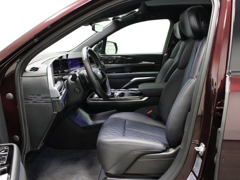 Used 2026 Cadillac Escalade IQ Sport 1 AWD/4WD image 22