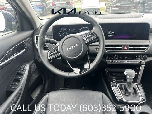 New 2026 Kia Seltos EX w/ EX Sunroof Package AWD/4WD image 13