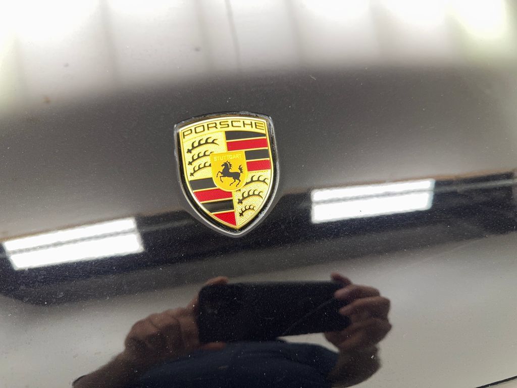 Used 2024 Porsche Macan Turbo AWD/4WD image 22