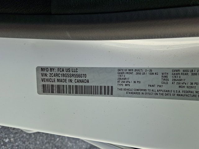 Used 2025 Chrysler Pacifica Select FWD image 27