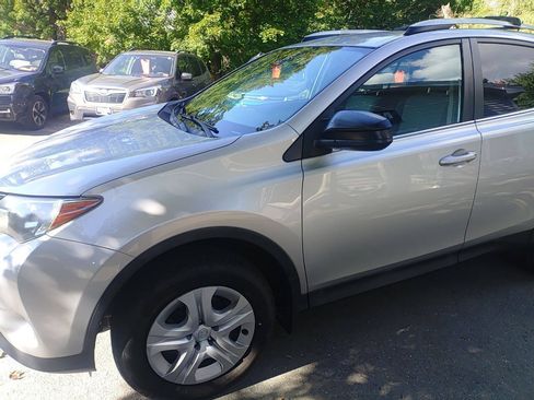 Used 2015 Toyota RAV4 LE w/ Four Season Floor Mat Package AWD/4WD image 2