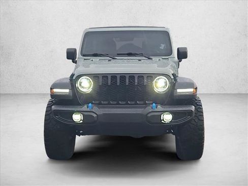 Used 2023 Jeep Wrangler Unlimited w/ Sun & Screen Package AWD/4WD image 2