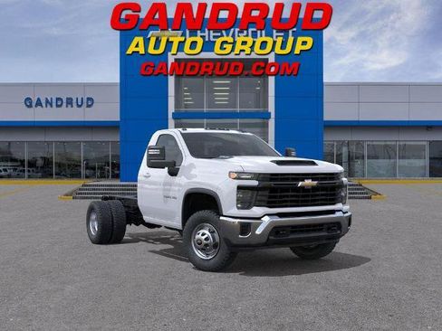 New 2025 Chevrolet Silverado 3500 W/T w/ WT Convenience Package AWD/4WD image 1