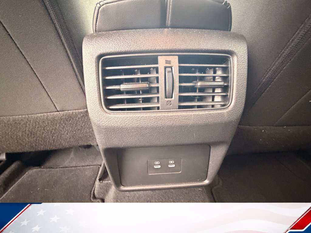 Used 2026 Nissan Rogue SV FWD image 17