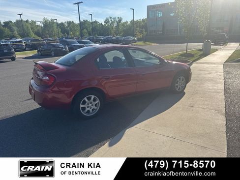 Used 2005 Dodge Neon SXT w/ Sport Appearance Group image 12