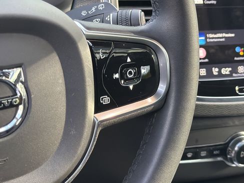 Certified 2023 Volvo XC90 B5 Core w/ Protection Package Premier AWD/4WD image 20