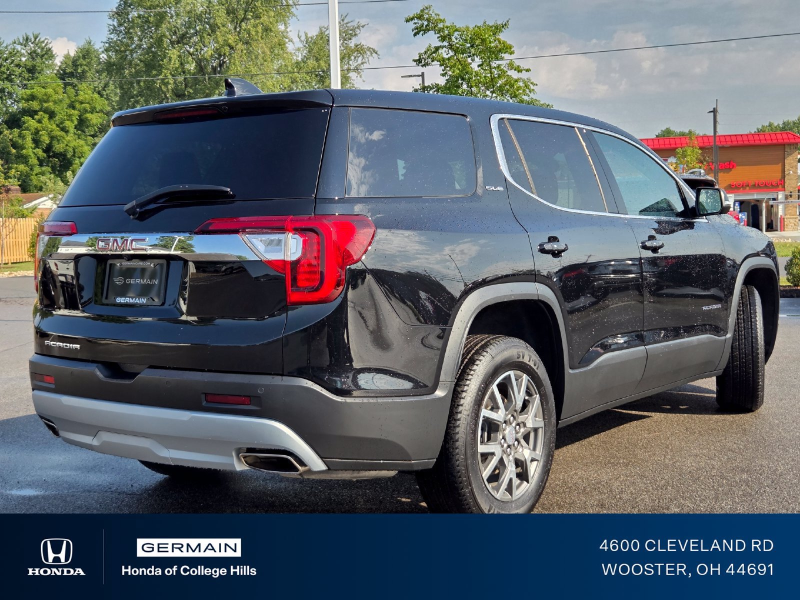 Used 2023 GMC Acadia SLE FWD image 22