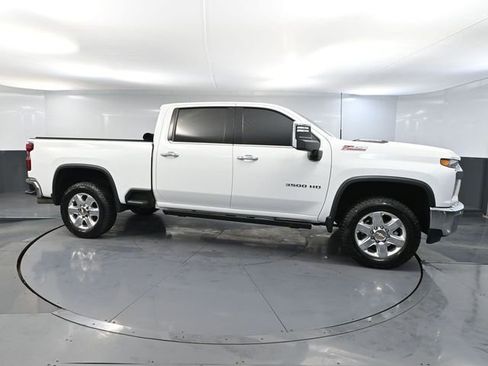 Used 2023 Chevrolet Silverado 3500 LTZ w/ LTZ Premium Package image 4