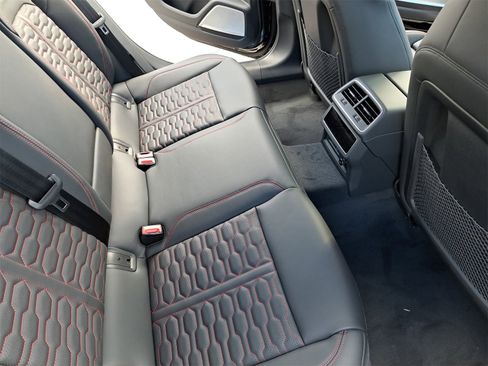 New 2025 Audi RS 7 Performance image 11