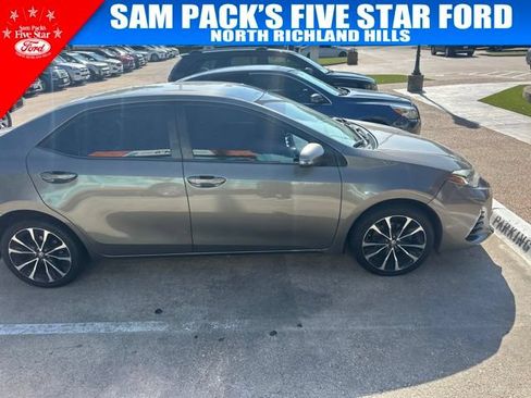 Used 2019 Toyota Corolla SE FWD image 6