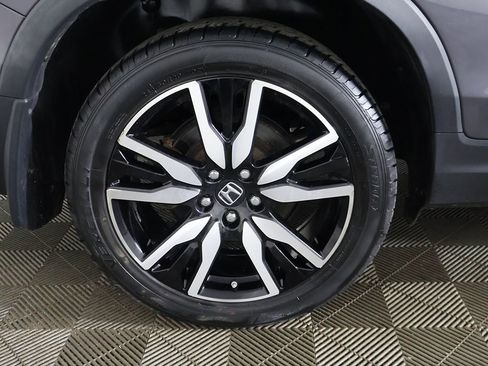 Used 2019 Honda Pilot Touring image 28