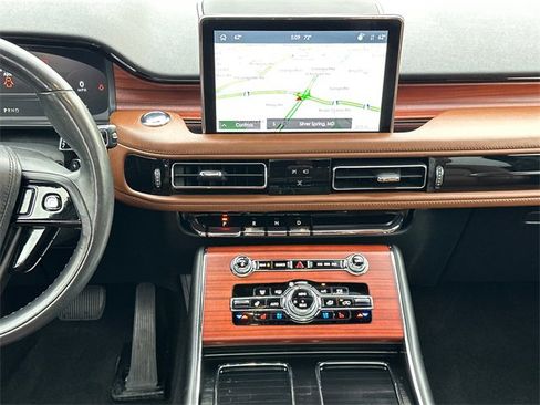 Used 2022 Lincoln Aviator Reserve w/ Equipment Group 201A image 22