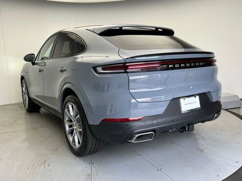 Used 2026 Porsche Cayenne E-Hybrid Coupe image 3