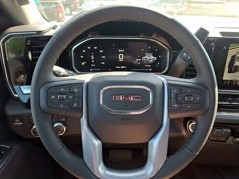 New 2026 GMC Sierra 1500 SLE AWD/4WD image 14