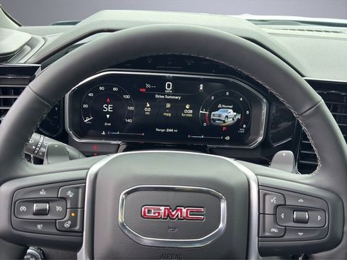 New 2026 GMC Sierra 1500 Elevation image 16