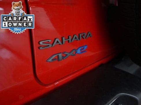 Used 2025 Jeep Wrangler Unlimited Sahara AWD/4WD image 13