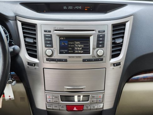 Used 2014 Subaru Legacy 2.5i Limited image 25