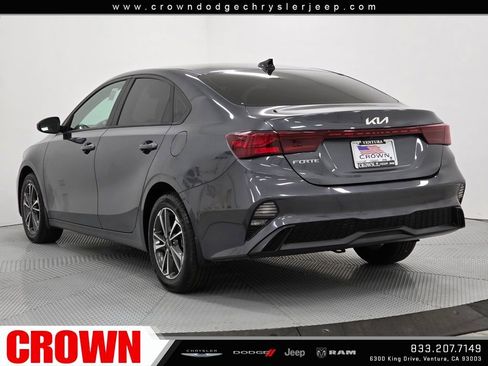 Used 2023 Kia Forte LXS image 5