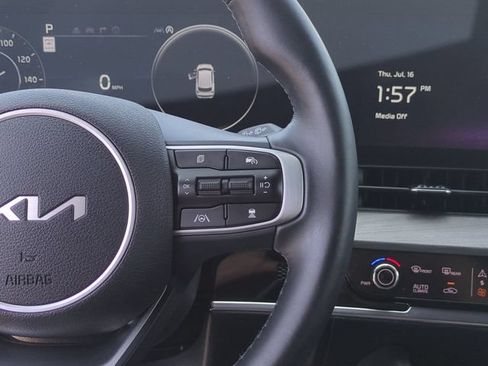 Certified 2025 Kia Sportage X-Pro Prestige AWD/4WD image 19
