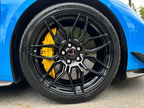 Used 2025 Chevrolet Corvette Z06 image 31